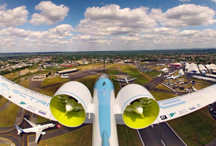 Когда Электрический самолет Airbus E-Fan станет повсеместным транспортом?
