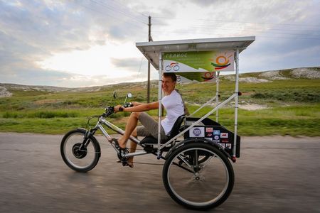 Велосипед на солнечных батареях Гелиос