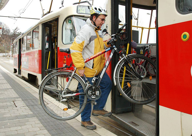 Провоз велосипеда в транспорте