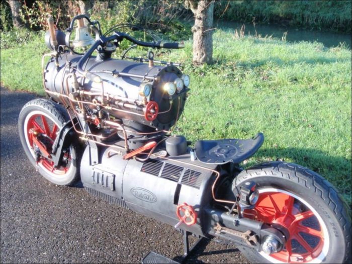 «Черная жемчужина» — паровой мотоцикл авто, мотоцикл