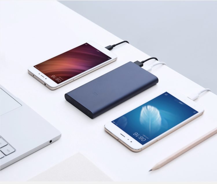 Синий Xiaomi Mi Power Bank 2S (2i) 10000 заряжает 2 телефона