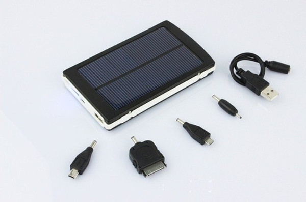 Зарядник для телефона на солнечных батареях с аккамулятором