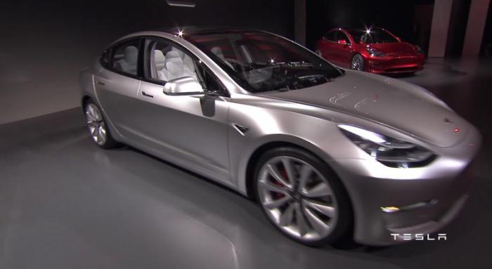 электромобиля Model 3