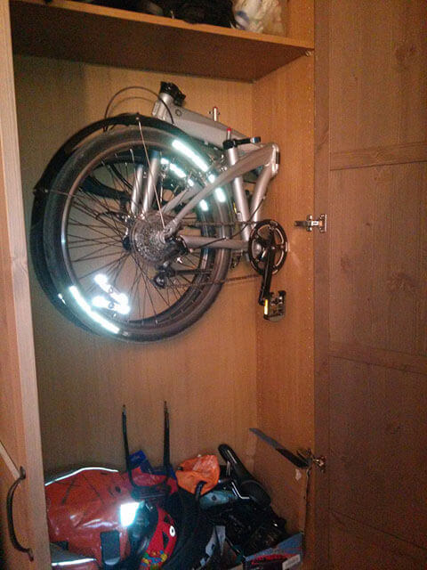 Хранение велосипеда в квартире зимой в сложенном виде