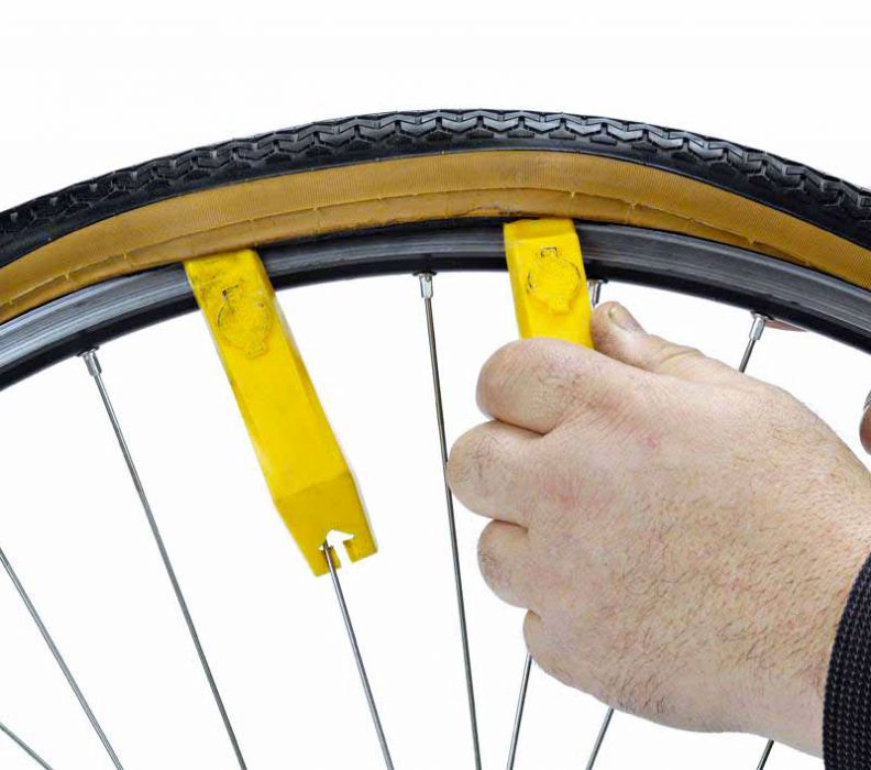 Как снять покрышку с колеса велосипеда