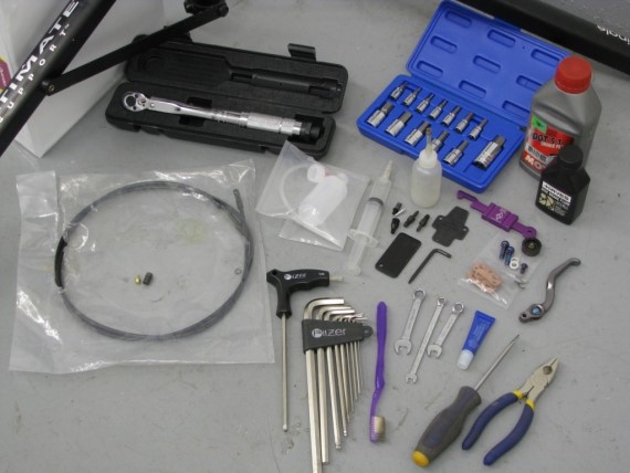 Инструменты для ремонта дисковых тормозов